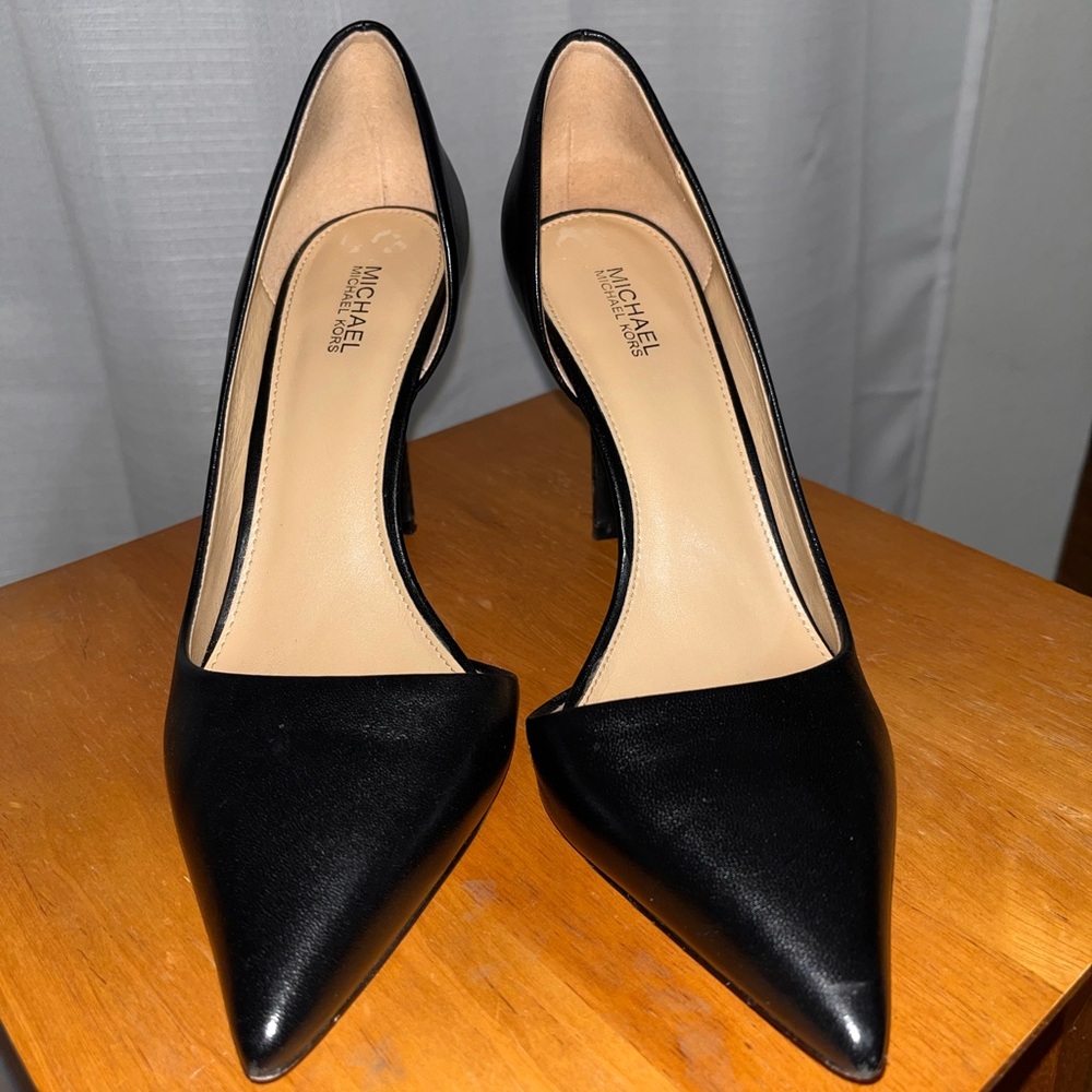 Michael Kors Black Pointed Toe Heels